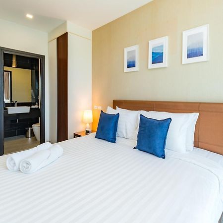Wyndham Royal Lee Phuket Hotel Nai Yang Beach Kültér fotó