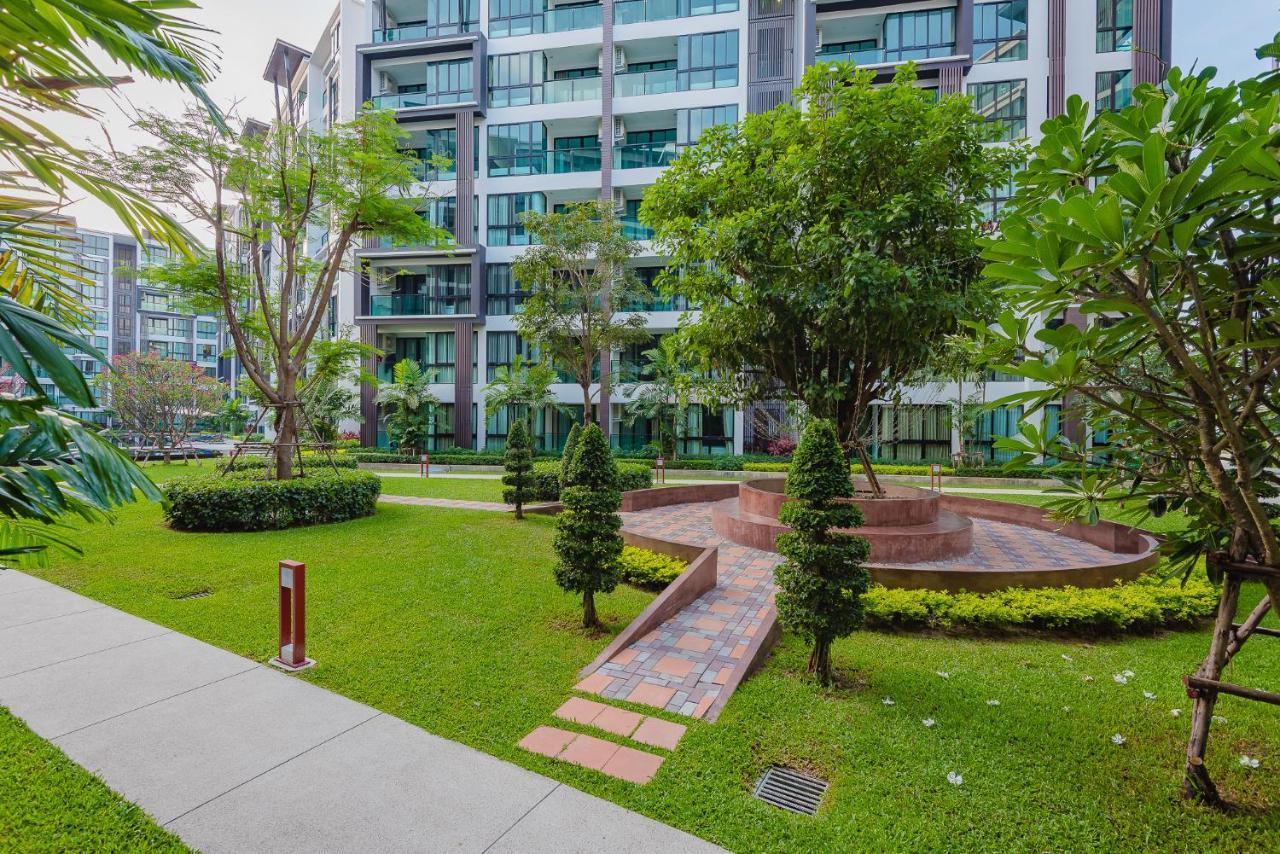 Wyndham Royal Lee Phuket Hotel Nai Yang Beach Kültér fotó