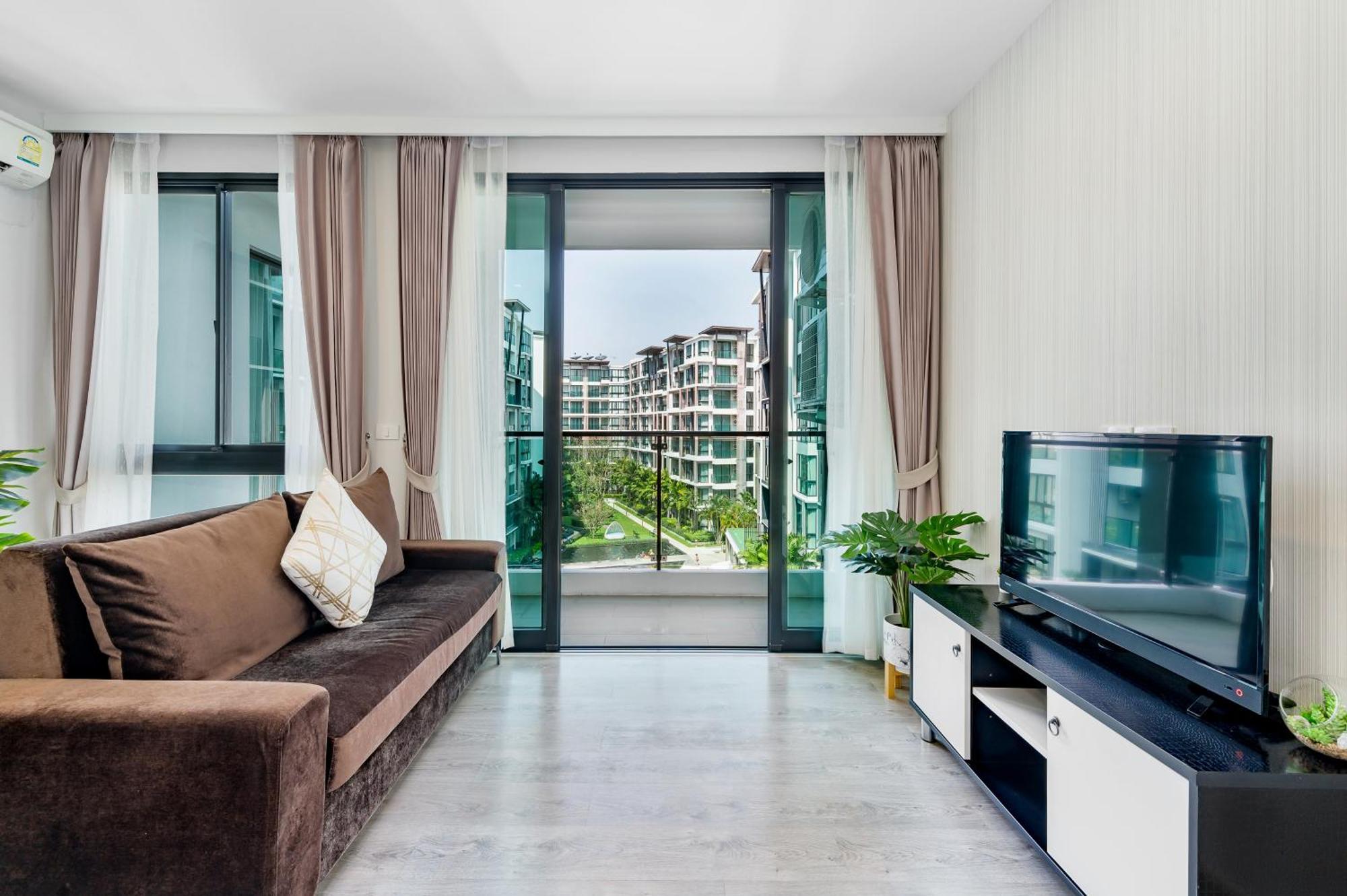 Wyndham Royal Lee Phuket Hotel Nai Yang Beach Kültér fotó
