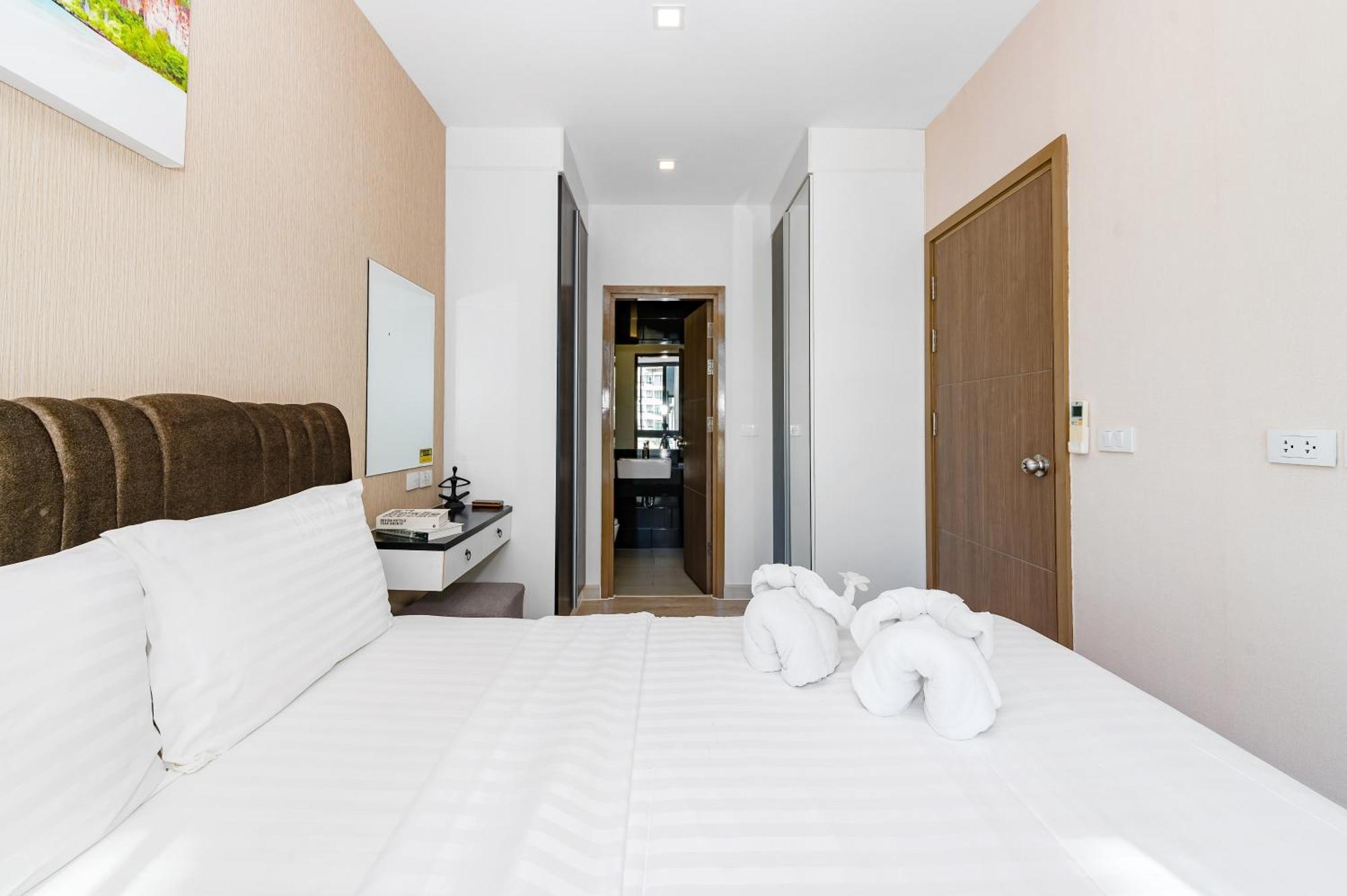 Wyndham Royal Lee Phuket Hotel Nai Yang Beach Kültér fotó