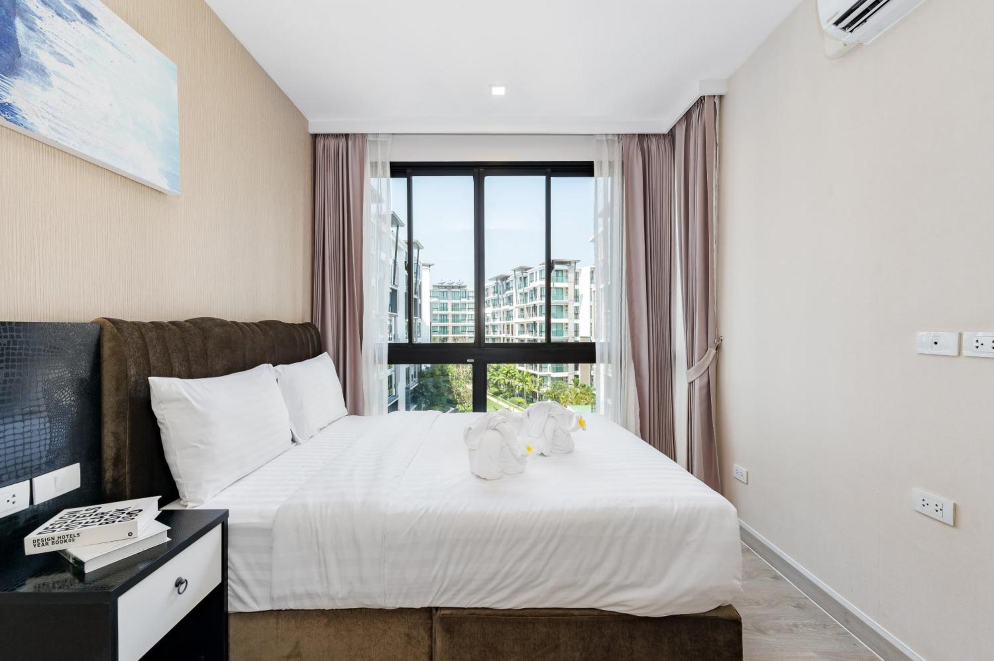 Wyndham Royal Lee Phuket Hotel Nai Yang Beach Kültér fotó