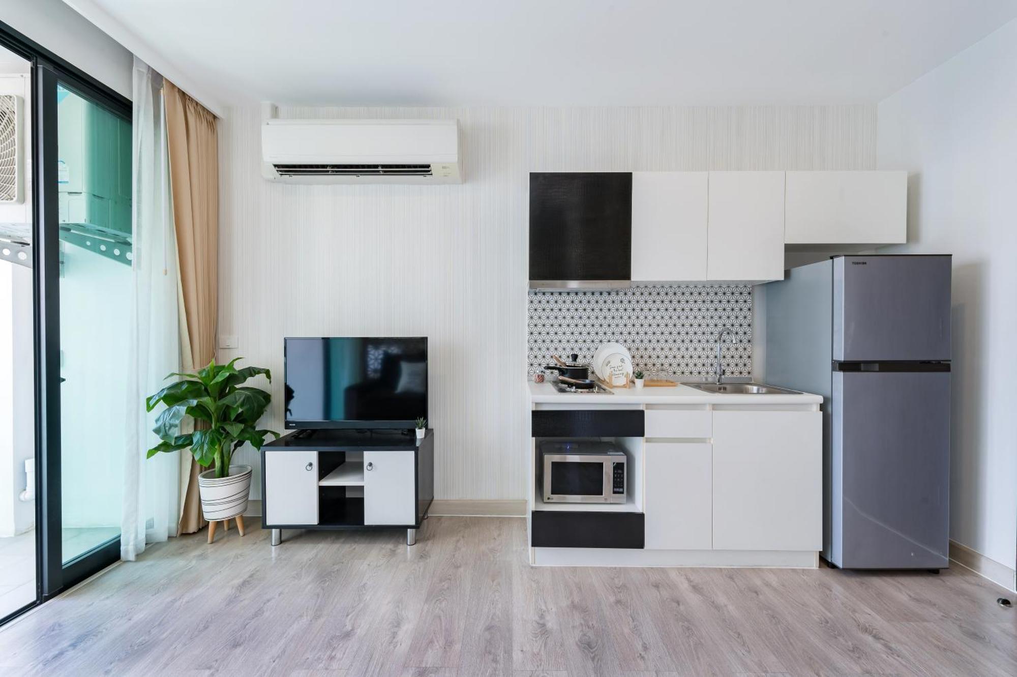 Wyndham Royal Lee Phuket Hotel Nai Yang Beach Kültér fotó