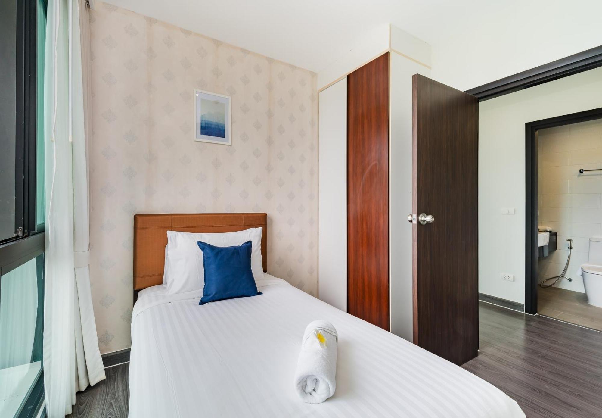 Wyndham Royal Lee Phuket Hotel Nai Yang Beach Kültér fotó
