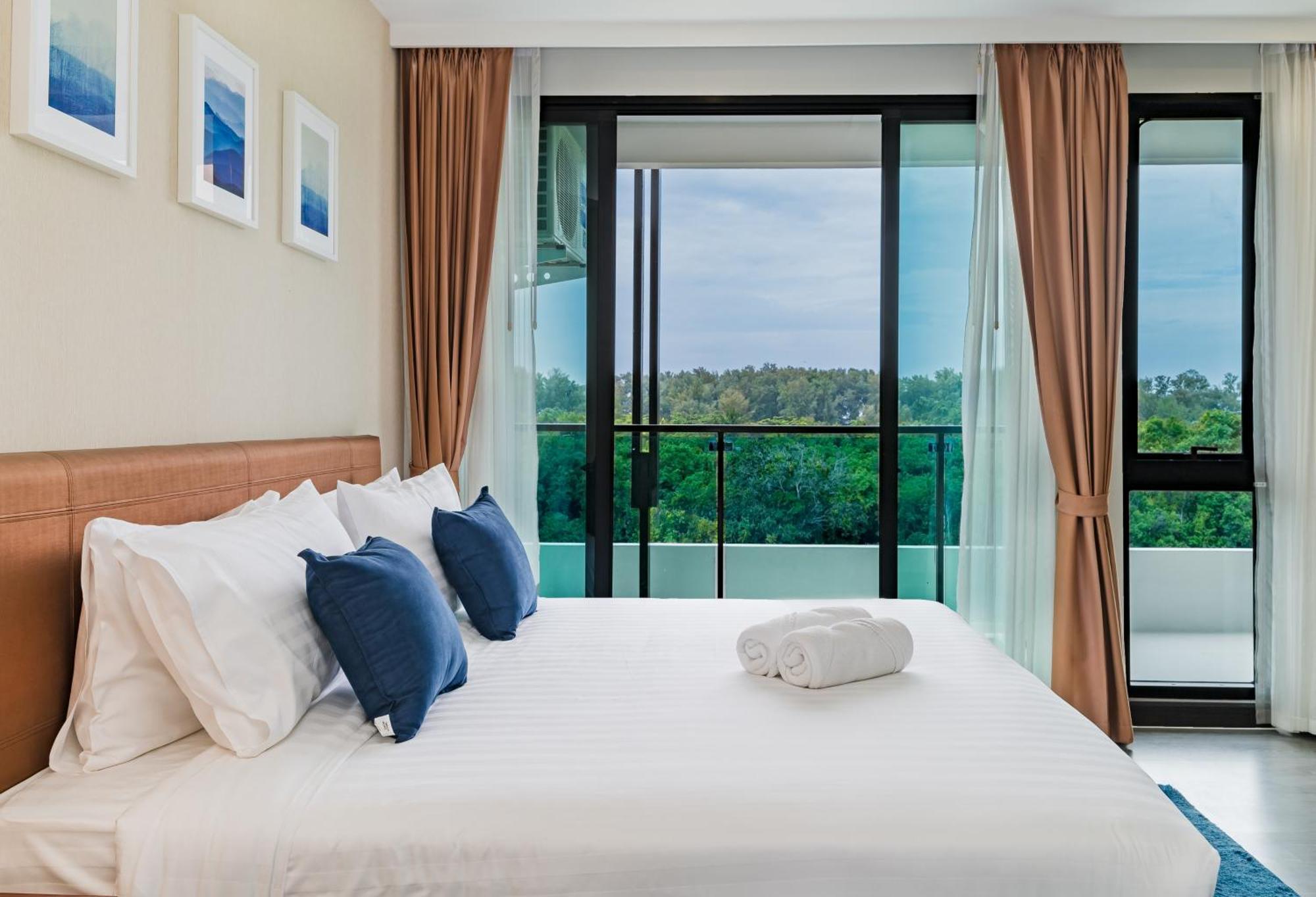 Wyndham Royal Lee Phuket Hotel Nai Yang Beach Kültér fotó